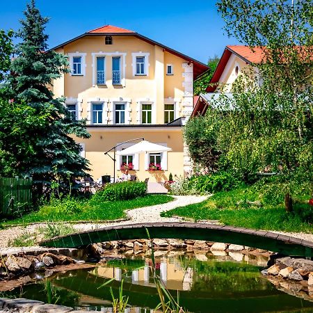 Boutique Hotel Swisshouse 마리안스케 라즈네 외부 사진