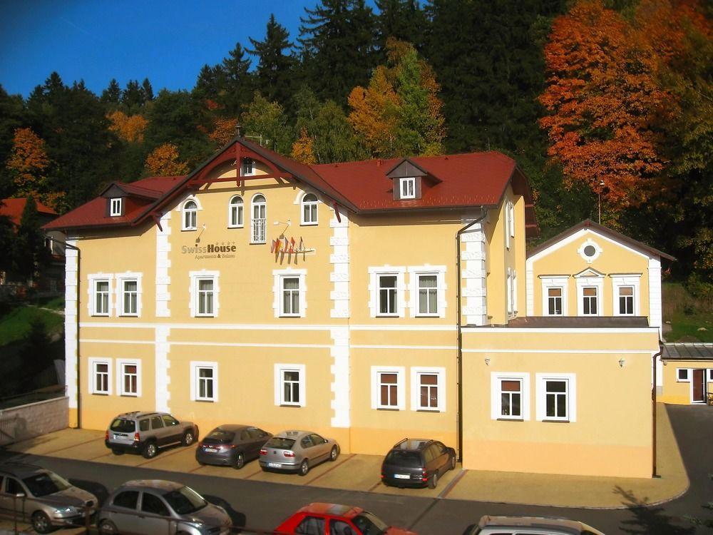 Boutique Hotel Swisshouse 마리안스케 라즈네 외부 사진