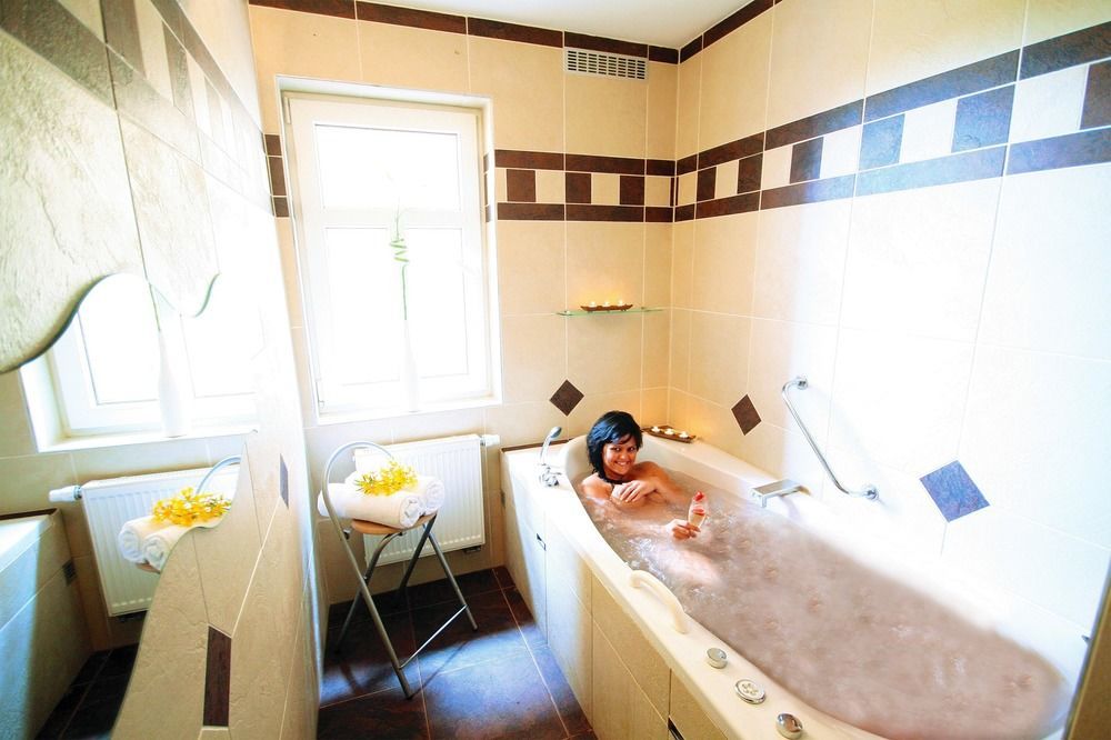 Boutique Hotel Swisshouse 마리안스케 라즈네 외부 사진
