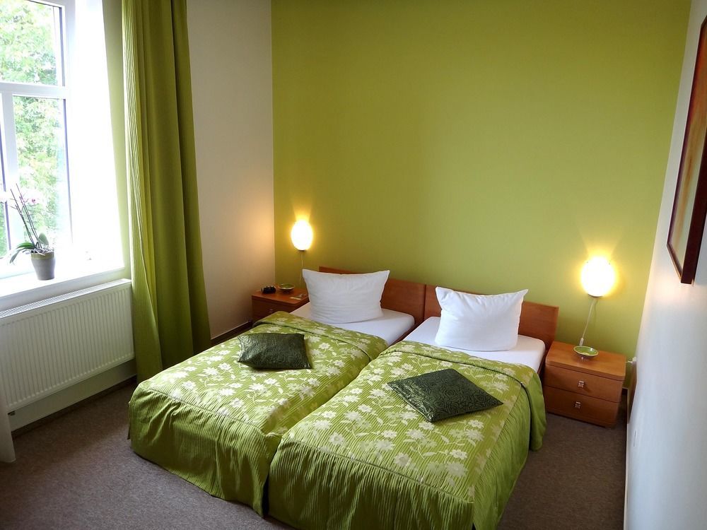 Boutique Hotel Swisshouse 마리안스케 라즈네 외부 사진
